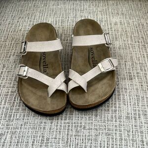 Women’s sandals